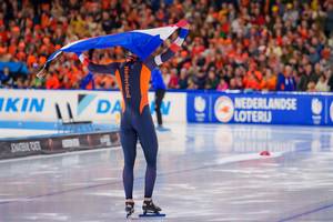 Jenning de Boo vlag ISU EK Afstanden 23-24 | Thialf