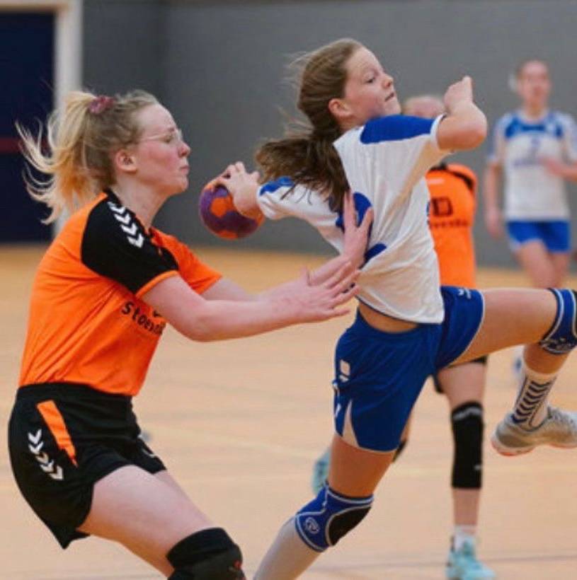 Maud Blokhorst handbal