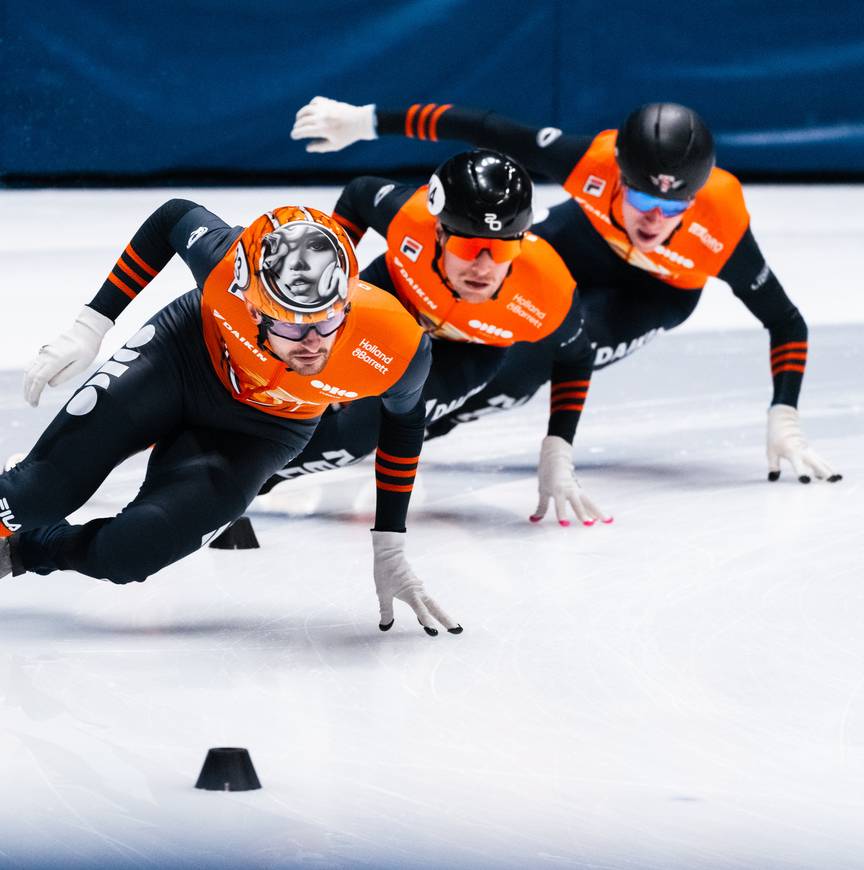 Itzak de laat, Friso Emons en Sven Roes in actie bij een training voor de World Tour in Montreal