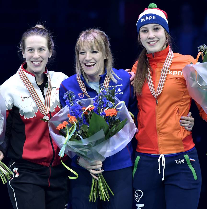 Elise Christie m Marianne St-Gelais l  en Suzanne Schulting