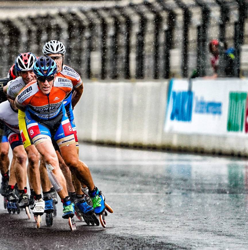 René de Klein aan kop van het peloton