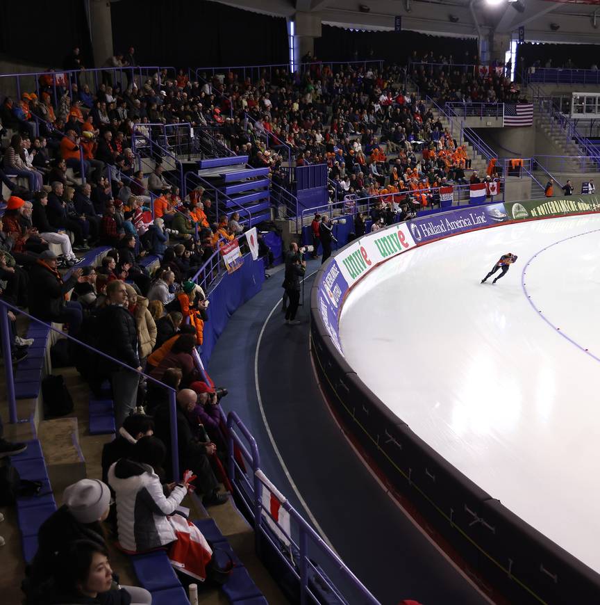 Overzicht van de Olympic Oval in Calgary, WK Afstanden 2024