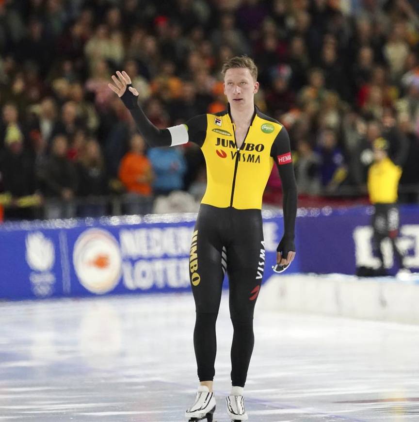 Beau Snellink in het geel-zwart van Team Jumbo