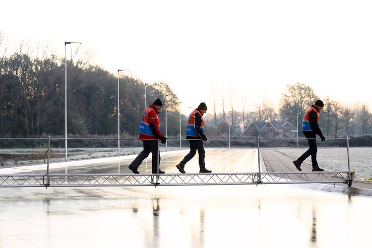 Natuurijsmeesters bezig met de voorbereiding op het nieuwe seizoen