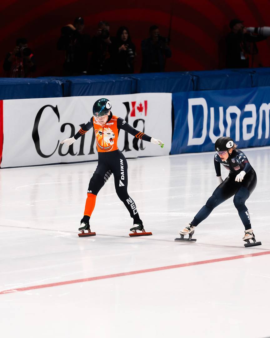 Xandra Velzeboer en Kirsten Santos WT 1 500 m