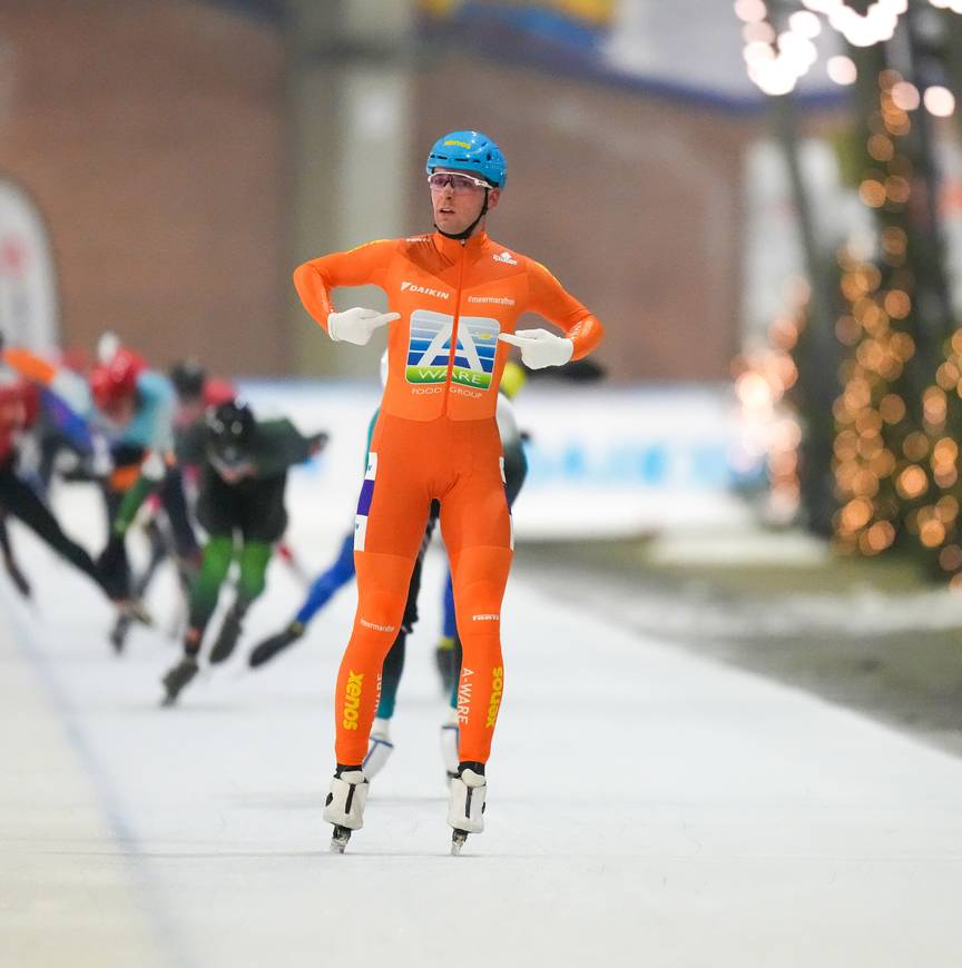 Kevin van der Horst is de gevierde man in Deventer: hij wint namens Royal A-ware