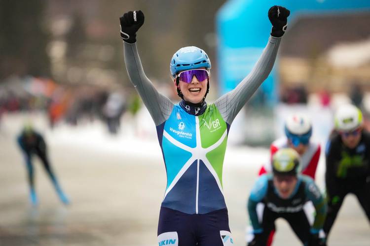 Tessa Snoek wint Grand Prix 2