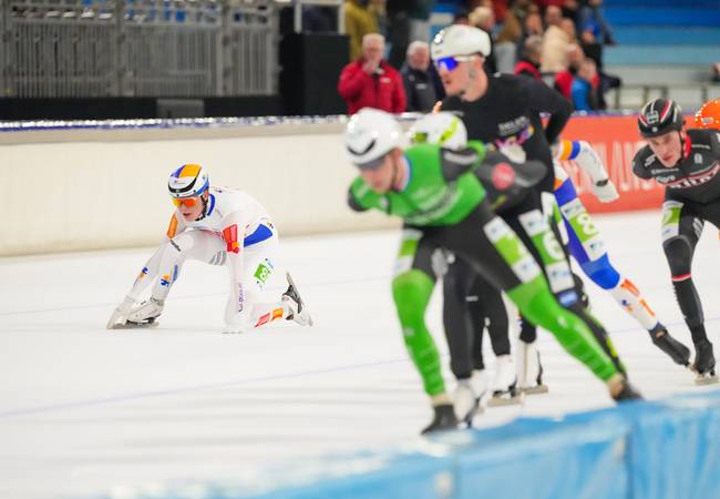 Christian Haasjes valt uit het peloton in Heerenveen