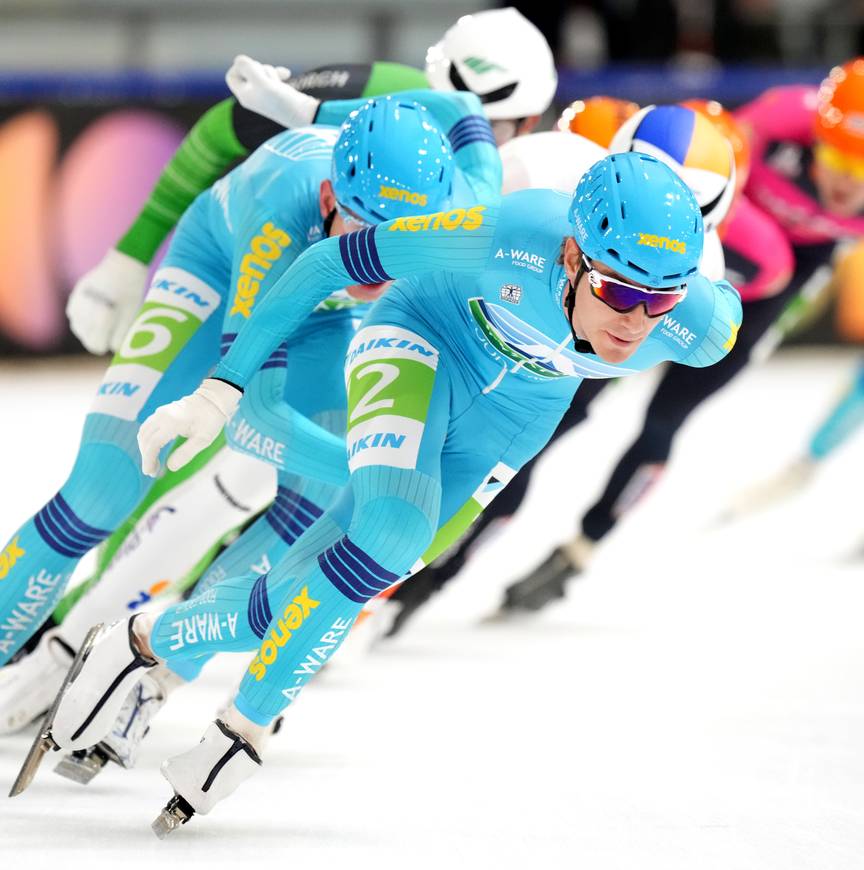 Daan Gelling tijdens de marathon in Heerenveen